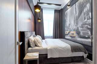 Апартаменты VIP 1 bedroom Studio on Baseynaya Street Киев Улучшенные апартаменты-1