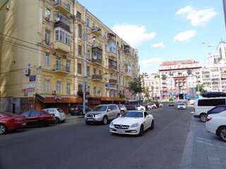 Апартаменты VIP 1 bedroom Studio on Baseynaya Street Киев Улучшенные апартаменты-20